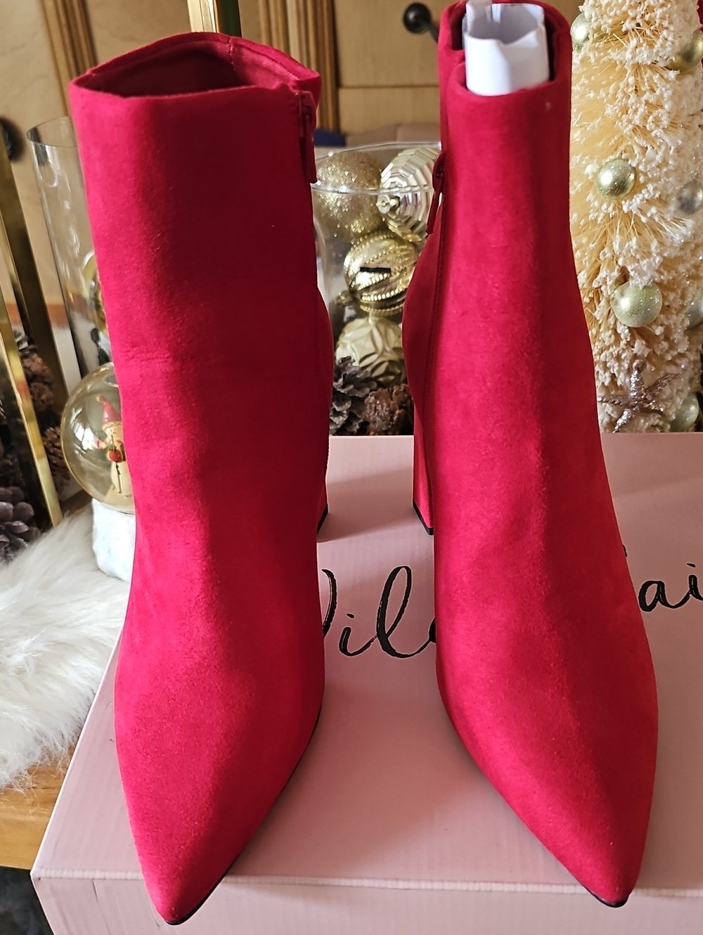 Pink Suede Pointed Toe Ankle Boots - Women's Fashion Boot Size 8.5M